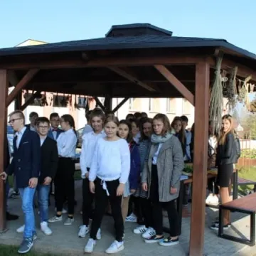 Ekopracownia pod chmurką w PSP nr 9 w Radomsku już działa