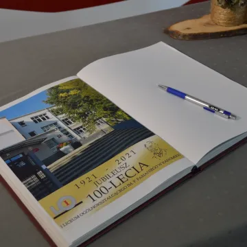 I LO w Radomsku ma już 100 lat