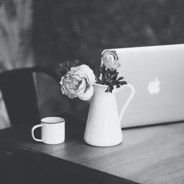 Blaty żywiczne. Trend, który zdominował 2020 rok