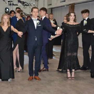 Studniówka maturzystów II LO w Radomsku