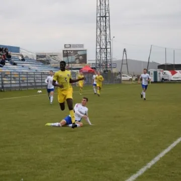 RKS Radomsko remisuje z Bronią Radom 1:1