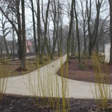 Rewaloryzacja parku Świętojańskiego zakończona