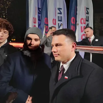 Tak dla prostych podatków. Nie dla imigracji. Sławomir Mentzen pojawił się w Radomsku