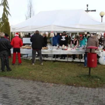 Kiermasz bożonarodzeniowy PSP 1