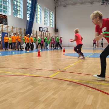 Sportowe zmagania seniorów w Radomsku. Była rywalizacja i integracja