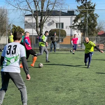 Dwie kolejki ligi „Szóstek” w Radomsku