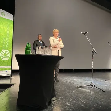 [WIDEO] Spotkania przedsiębiorców w Radomsku: Jak skorzystać z funduszy unijnych i rozwijać biznes