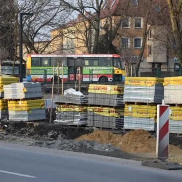 Rewitalizacja parku przy ul. Sierakowskiego na ukończeniu