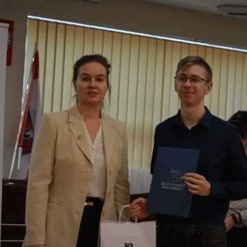 Sportowcy i trenerzy otrzymali nagrody od Zarządu Powiatu Radomszczańskiego