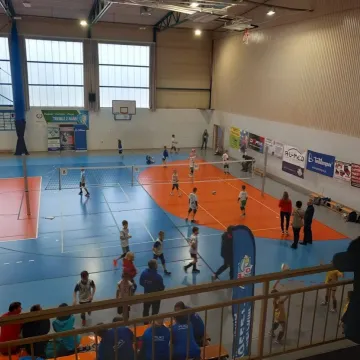 Pierwszy w Radomsku siatkarski turniej minisingielków