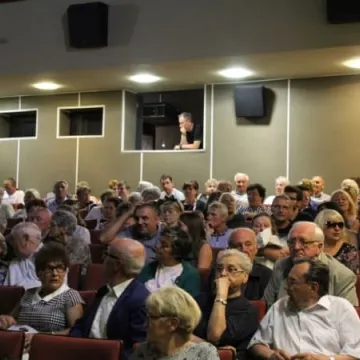 Koncert zespołów folklorystycznych w MDK