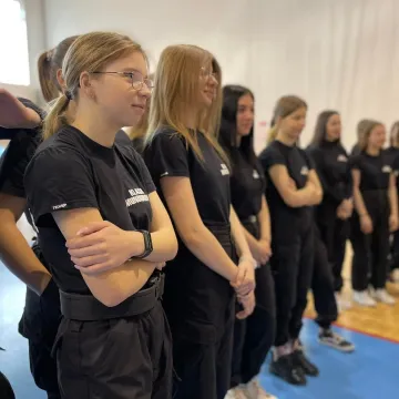 Uczniowie klas mundurowych z Radomska uczestniczyli w manewrach WOT