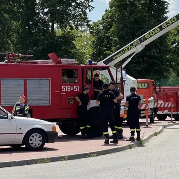 Klasyki zaparkowały w Radomsku. Trwa Auto-Moto Weteran 5