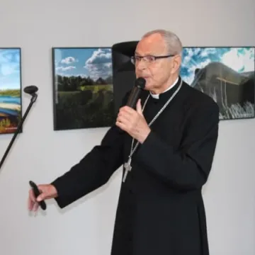 Koncert biskupa Antoniego Długosza dla Koniczynki w Muzeum