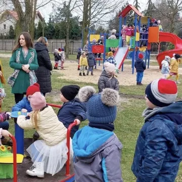 Nowy plac zabaw dla dzieci z PP 4 w Radomsku