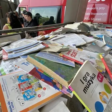 Zbierz makulaturę, pomóż Kacprowi odzyskać sprawność