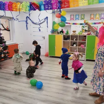 To ich pierwszy taki bal...