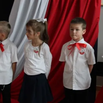 Przedszkolaki uczcili święto Niepodległości