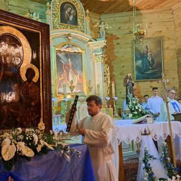 [WIDEO] Czarna Madonna nawiedziła parafię św. Klemensa w Lgocie Wielkiej