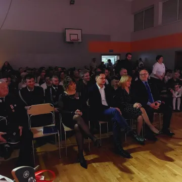 Koncert „Tobie Polsko” w PSP nr 8 w Radomsku