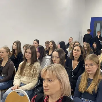 Certyfikaty wręczone, krakowiak zatańczony. Projekt Erasmus w 2 LO podsumowany