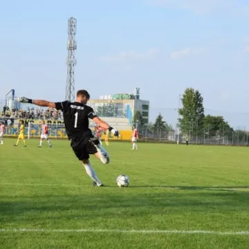 RKS przegrywa na własnym stadionie z Pogonią Grodzisk