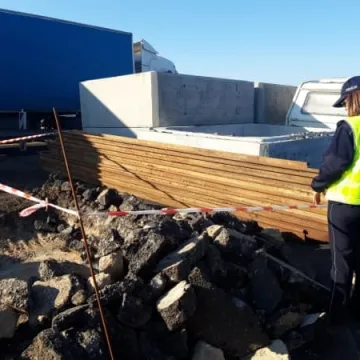 Pocisk moździerzowy na budowie A1