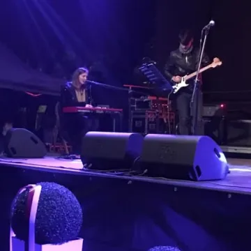 Tort i koncert na Święto Niepodległości