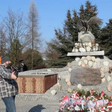 Pobiegli wilczym tropem