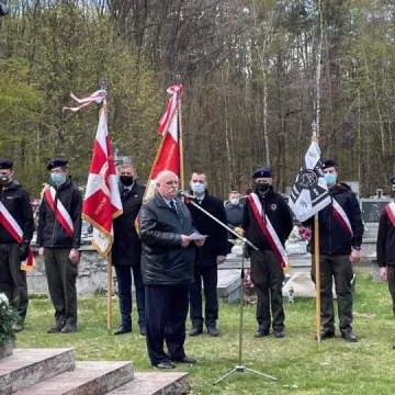 W Bąkowej Górze oddano hołd zamordowanym Żołnierzom Wyklętym