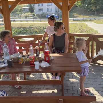 [WIDEO] Rodzinny piknik w Pratkowicach – wspólne zakończenie lata i integracja mieszkańców