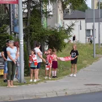 [WIDEO] Kibice RKS Radomsko oddają cześć dzielnym powstańcom warszawskim