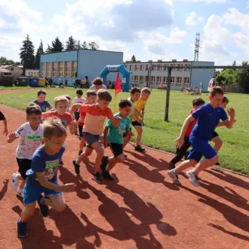 Szkolny bieg uśmiechu Aktywna Szkoła Run&Walk
