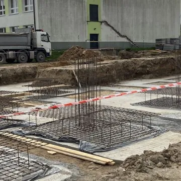 Miliony na rozwój bazy sportowej w powiecie radomszczańskim