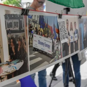 Uczniowie z PSP 7 wzięli udział w Paradzie Schumana