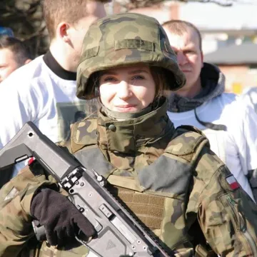 Cześć i chwała bohaterom!