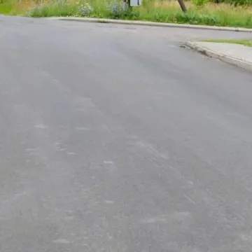 Ulica Południowa w Kietlinie ma nową nawierzchnię i pobocze