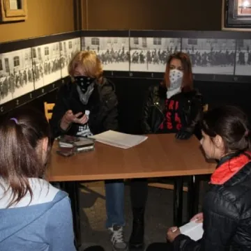 Filmowa podróż za jeden uśmiech