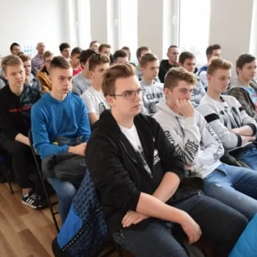 O sztucznej inteligencji w Starterze