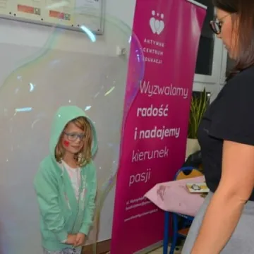 Pomaganie w rytmie zumby