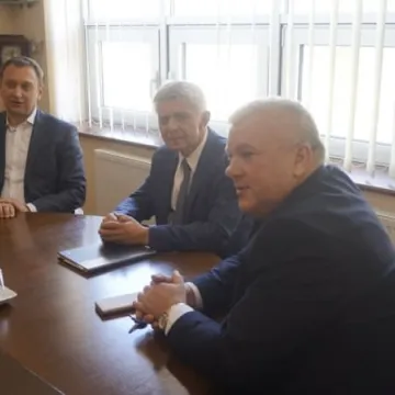 Spotkanie samorządowców z Markiem Belką