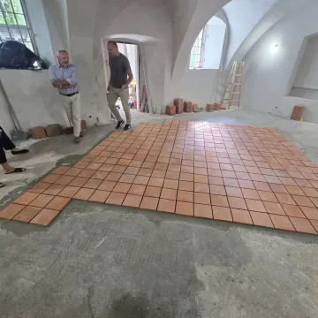 Lamus w Gorzędowie odzyskuje blask