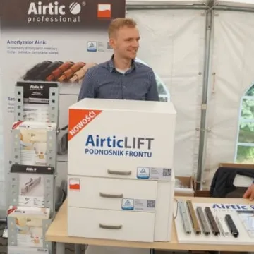 Targi Innowacji Meblarskich w Strzałkowie