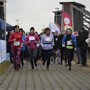 [WIDEO] Glinianki parkRUN w Radomsku. Bieg dla zdrowia i WOŚP 2025