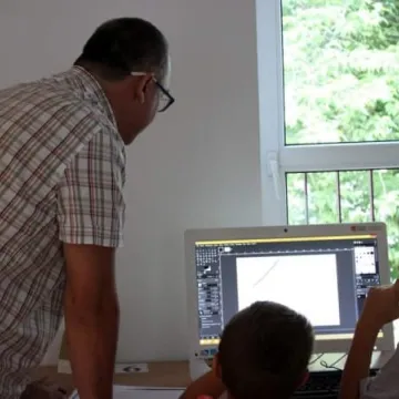 „Grafika nam nie fika” - warsztaty komputerowe w bibliotece w Radomsku