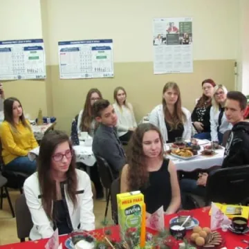 Popołudnie z poezją w  Ekonomiku