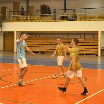 MOSiR Korner Liga. Lider i wicelider wygrywają