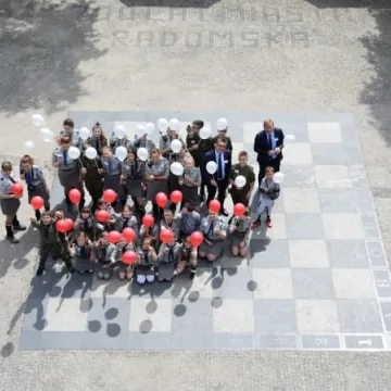 Dzień Flagi z harcerzami