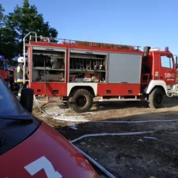 Pożar wysypiska śmieci w Dmeninie