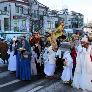 Orszak Trzech Króli 2017 na ulicach Radomska